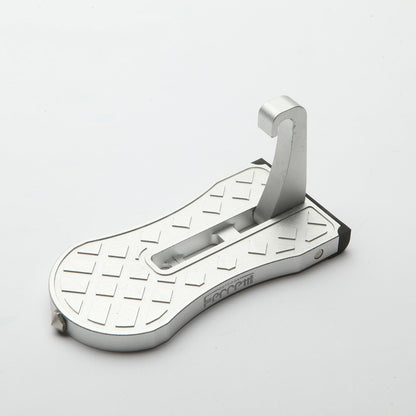 Multifunctional car roof pedals safety lifesaving hammer